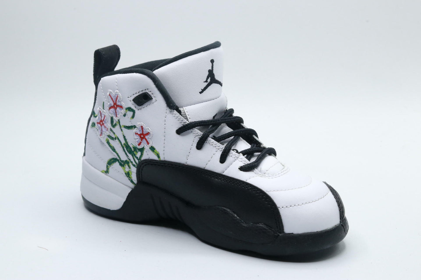 Jordan 12 Retro White/Black/Green/Lavender Mist 12C  Little Kid M