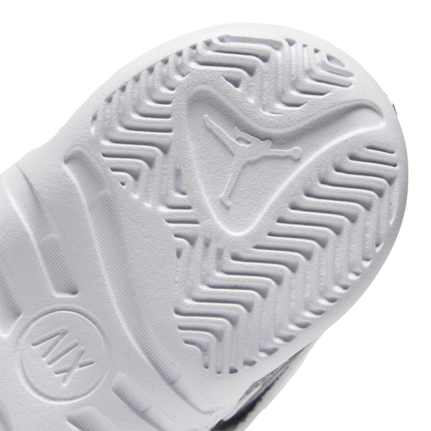 Jordan Jumpman Trey Two (Little Kid) White/White/Cherrywood Red/Light Steel Grey 2 Little Kid M