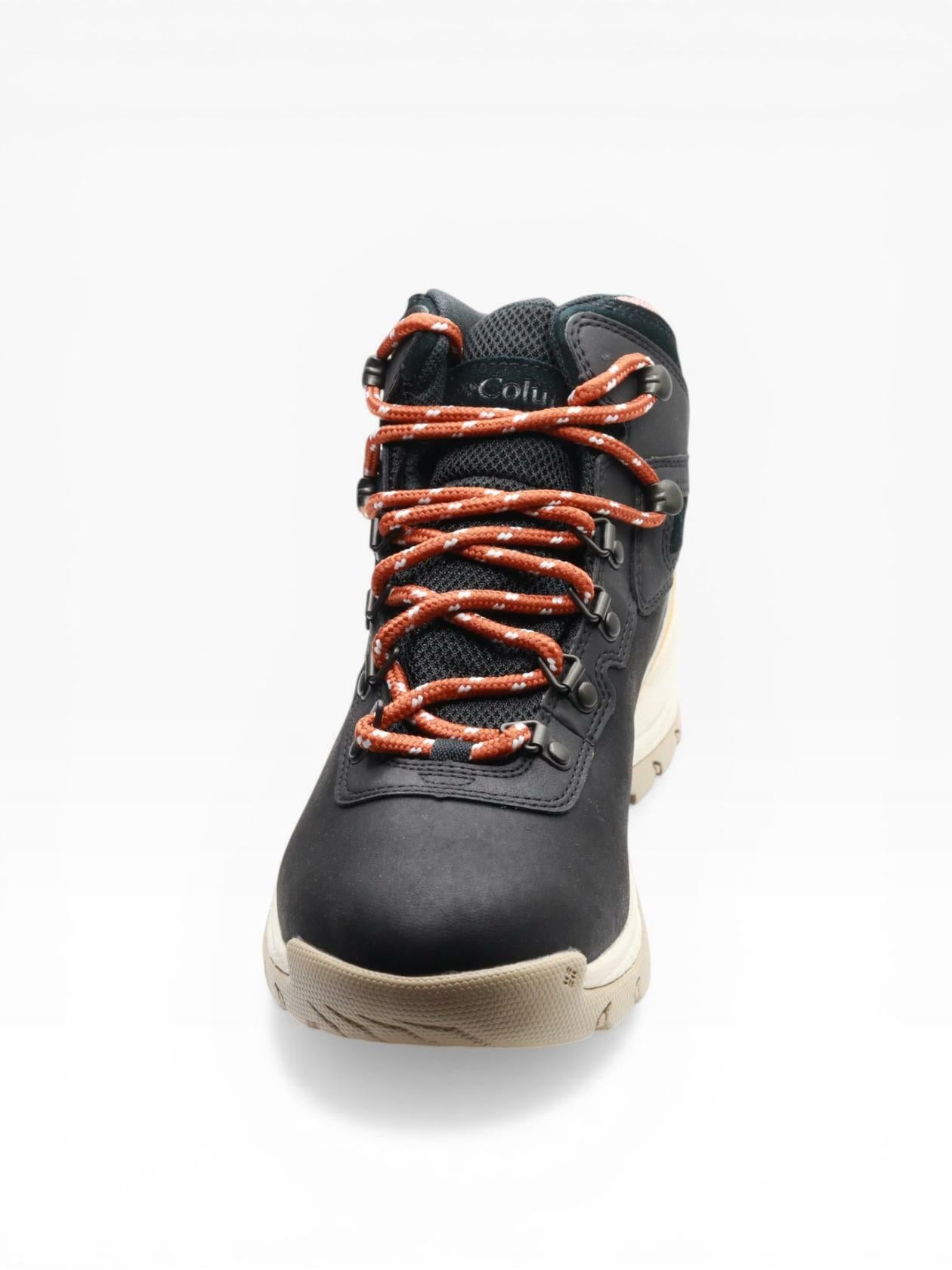 Columbia Women's Newton Ridge Plus, Black/Golden Yellow, 8