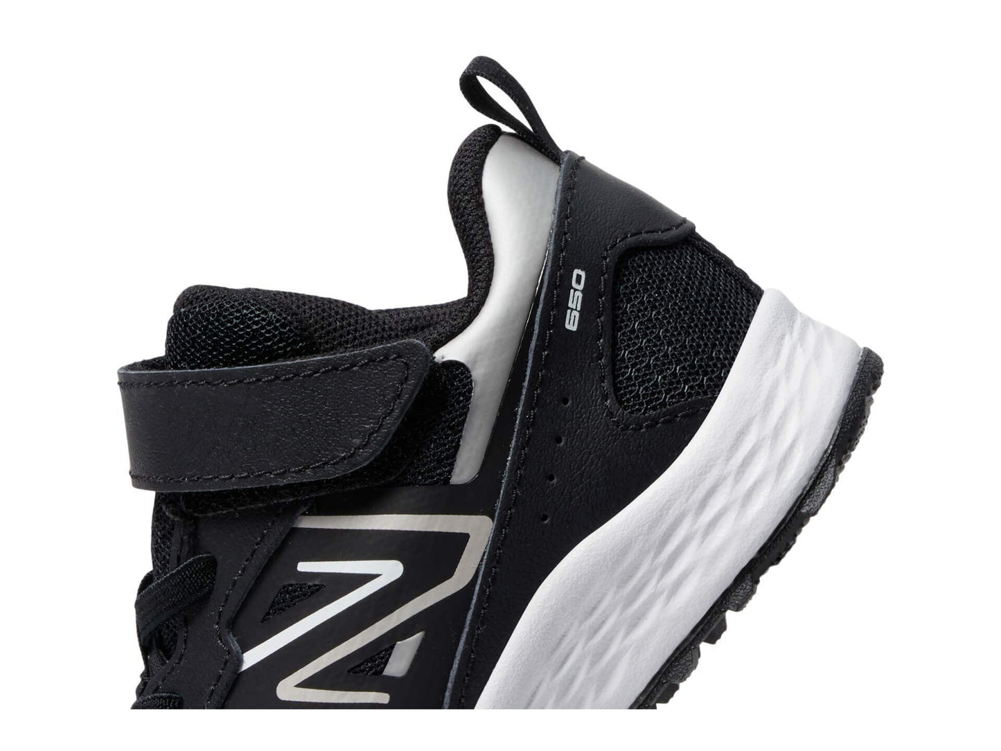 New Balance Kids Fresh Foam 650 V1 Bungee Lace with Top Strap Running Shoe, Black/Metallic Silver/White, 8 M Toddler (1-4 Years)