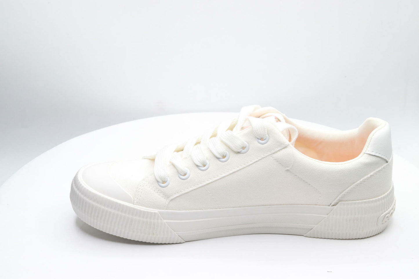 Rocket Dog Women's Cheery Sneaker, Canvas White, 9