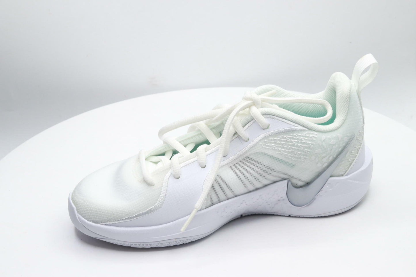 Sabrina 2 "Court Vision Big Kids' Basketball Shoes (FQ7376-100, White/Summit White/Glacier) Size 3