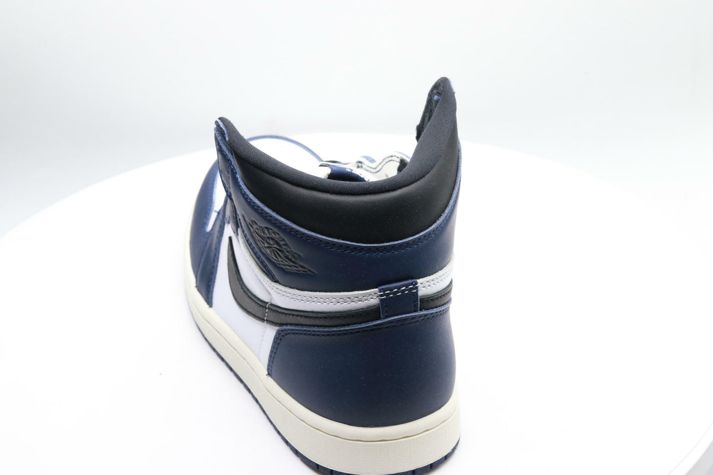 Air Jordan 1 Retro High OG 7.5 US