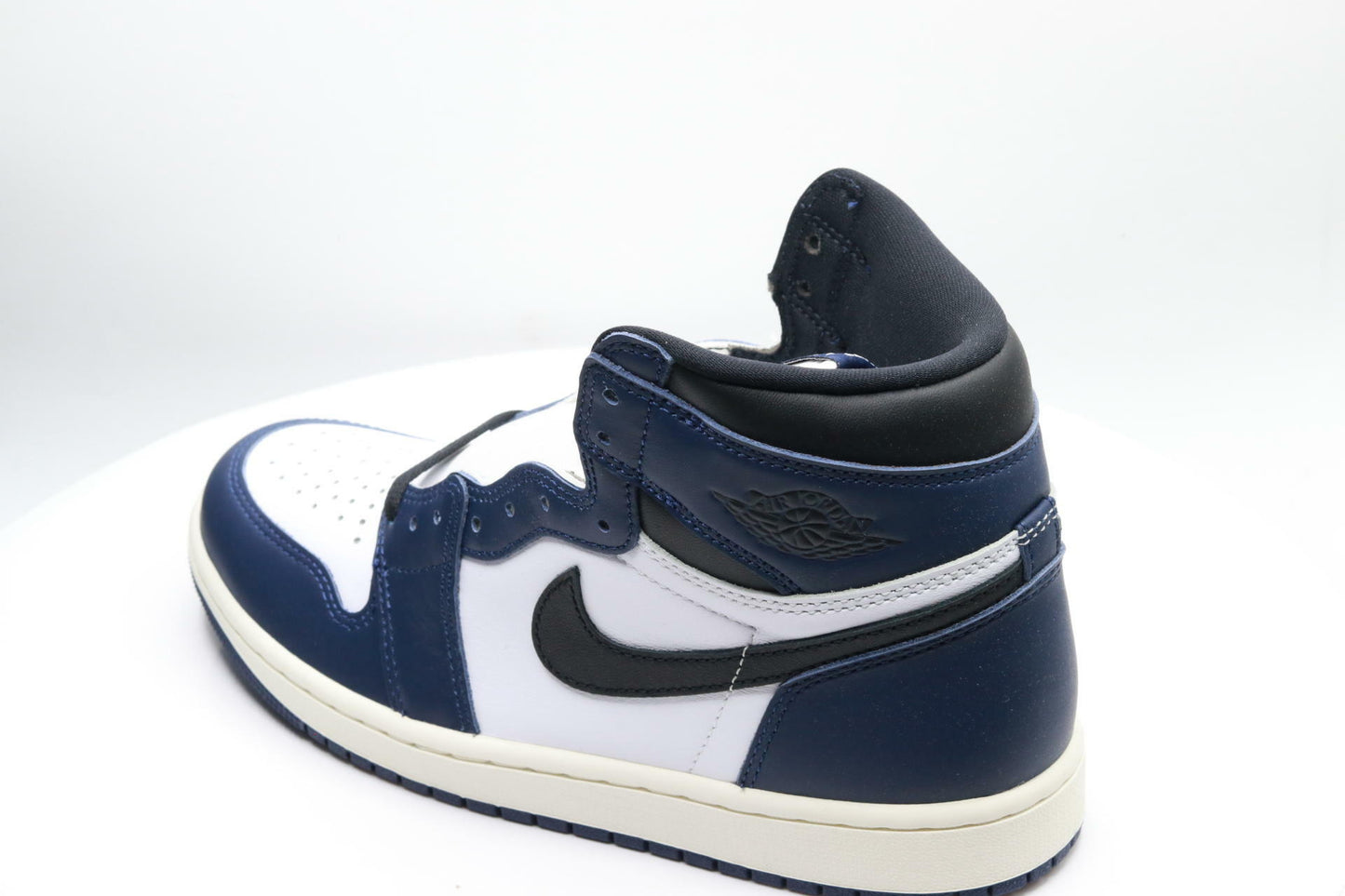 Air Jordan 1 Retro High OG 7.5 US