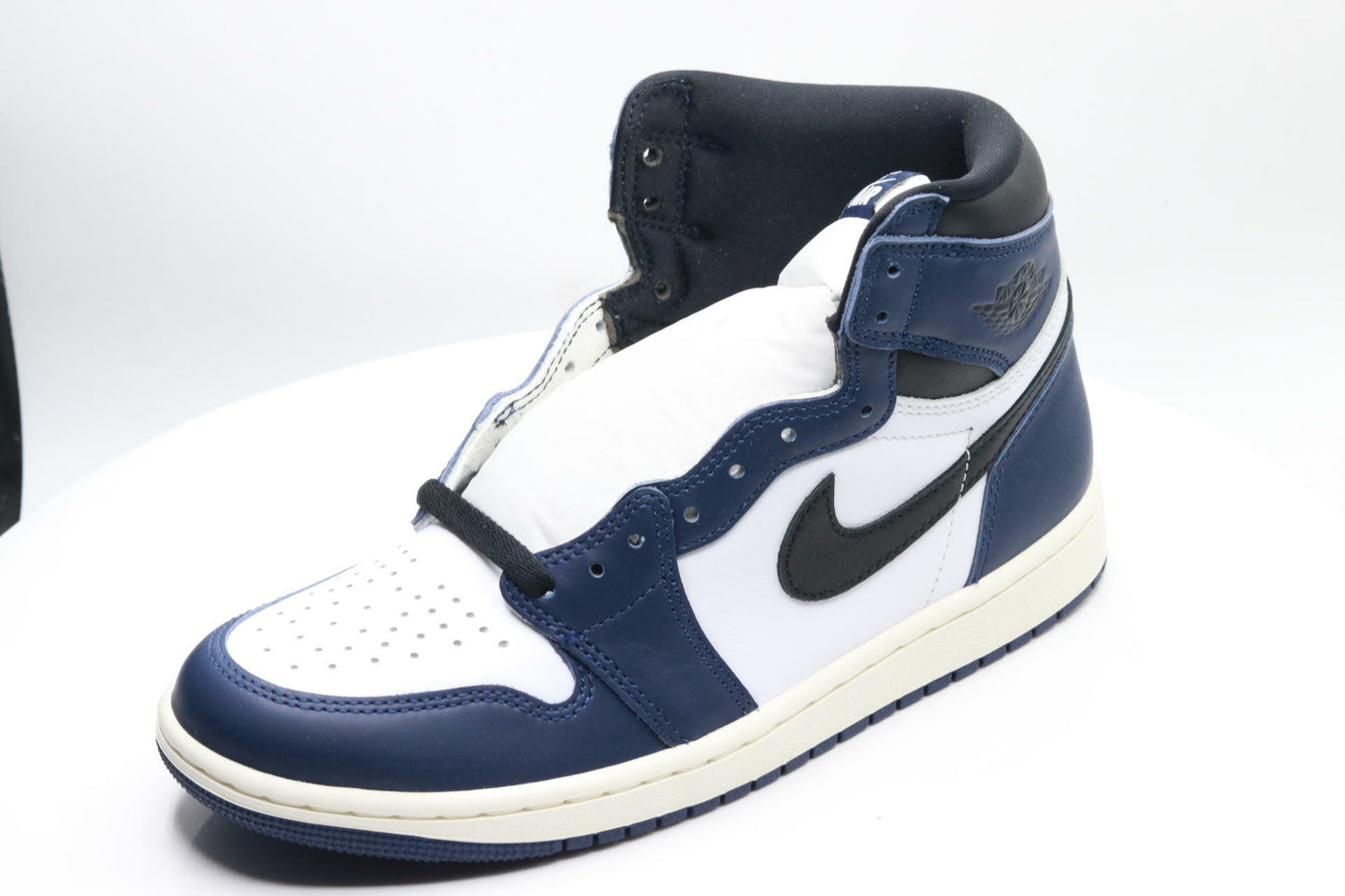 Air Jordan 1 Retro High OG 7.5 US