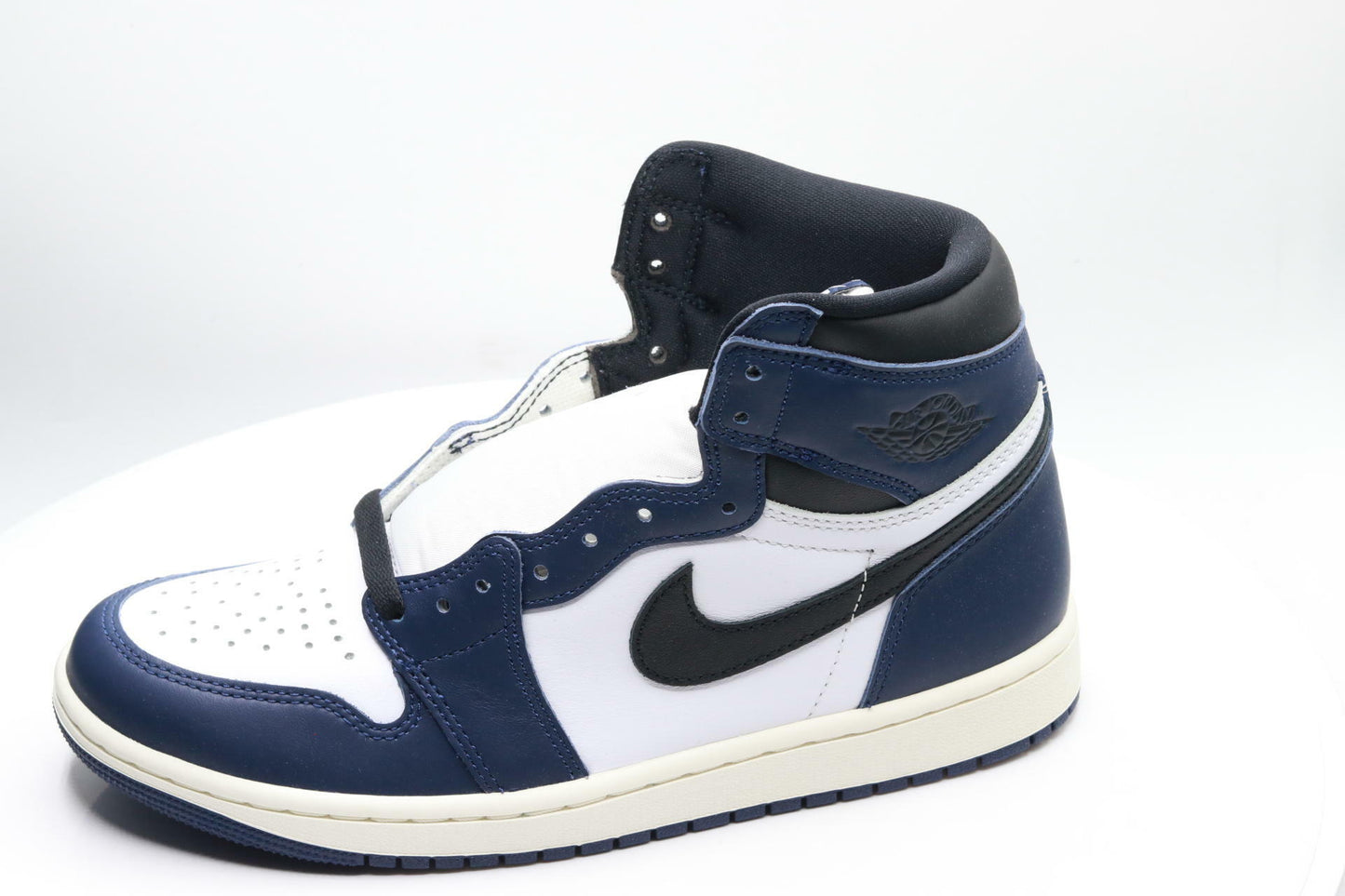 Air Jordan 1 Retro High OG 7.5 US