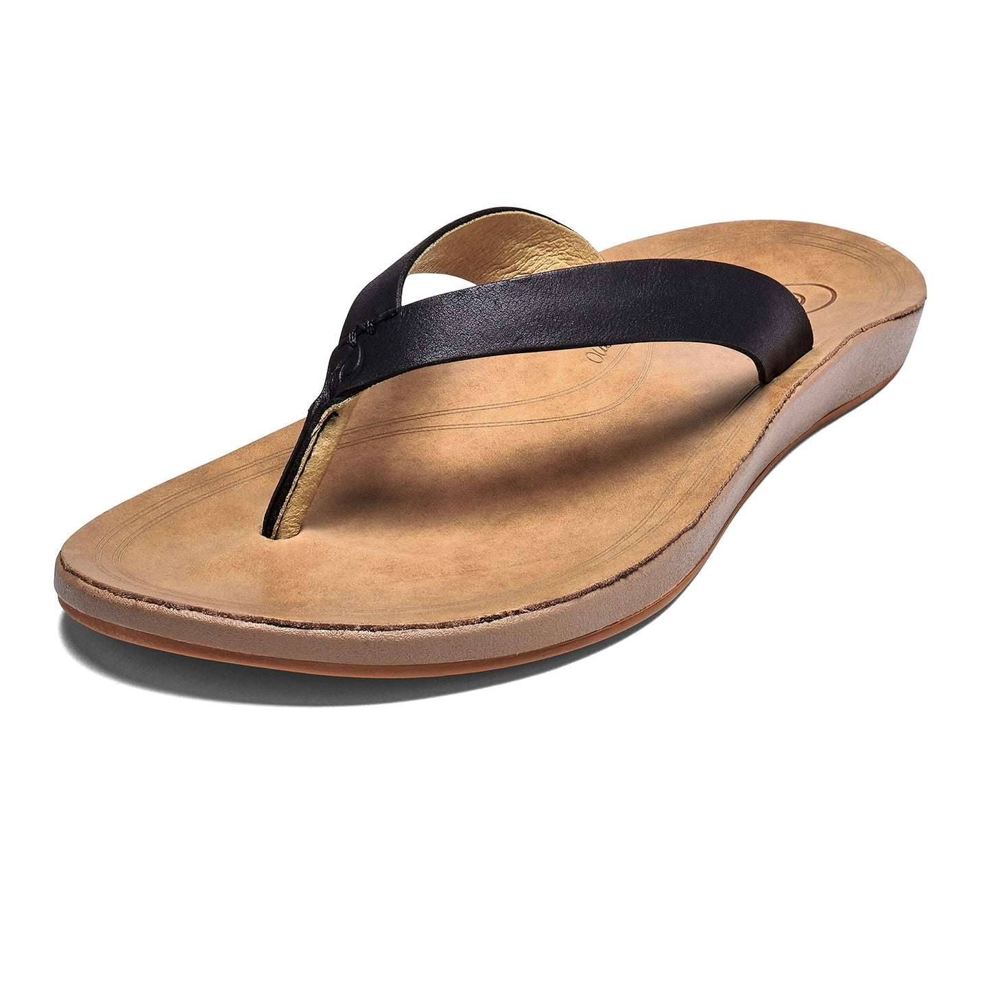 OLUKAI Nonohe Women's Beach Sandal, Premium Full-Grain Leather Flip-Flops, All-Day Support & Breathable Lining, Wet Grip Sole & Easy Slip-On Design, Black/Golden Sand, 7