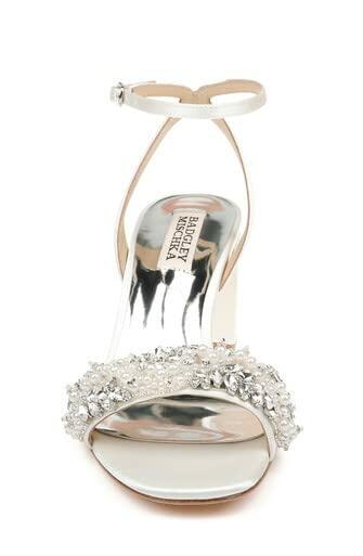 Badgley Mischka Clara Soft White 13 M