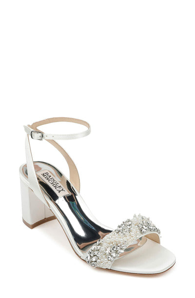 Badgley Mischka Clara Soft White 13 M