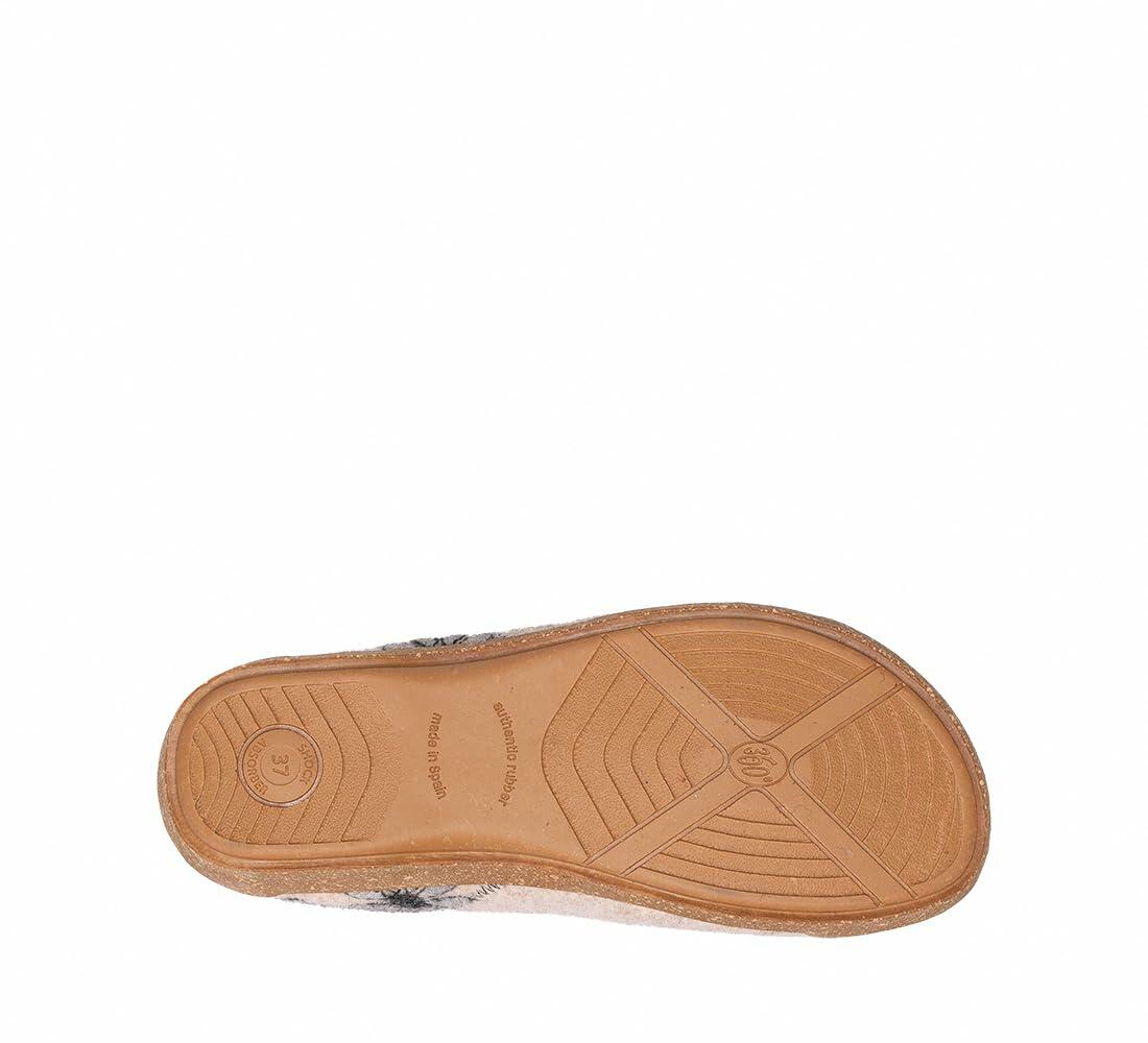 Taos Footwear Women's Woolderness 2 Stone Clog 7-7.5 (M) US