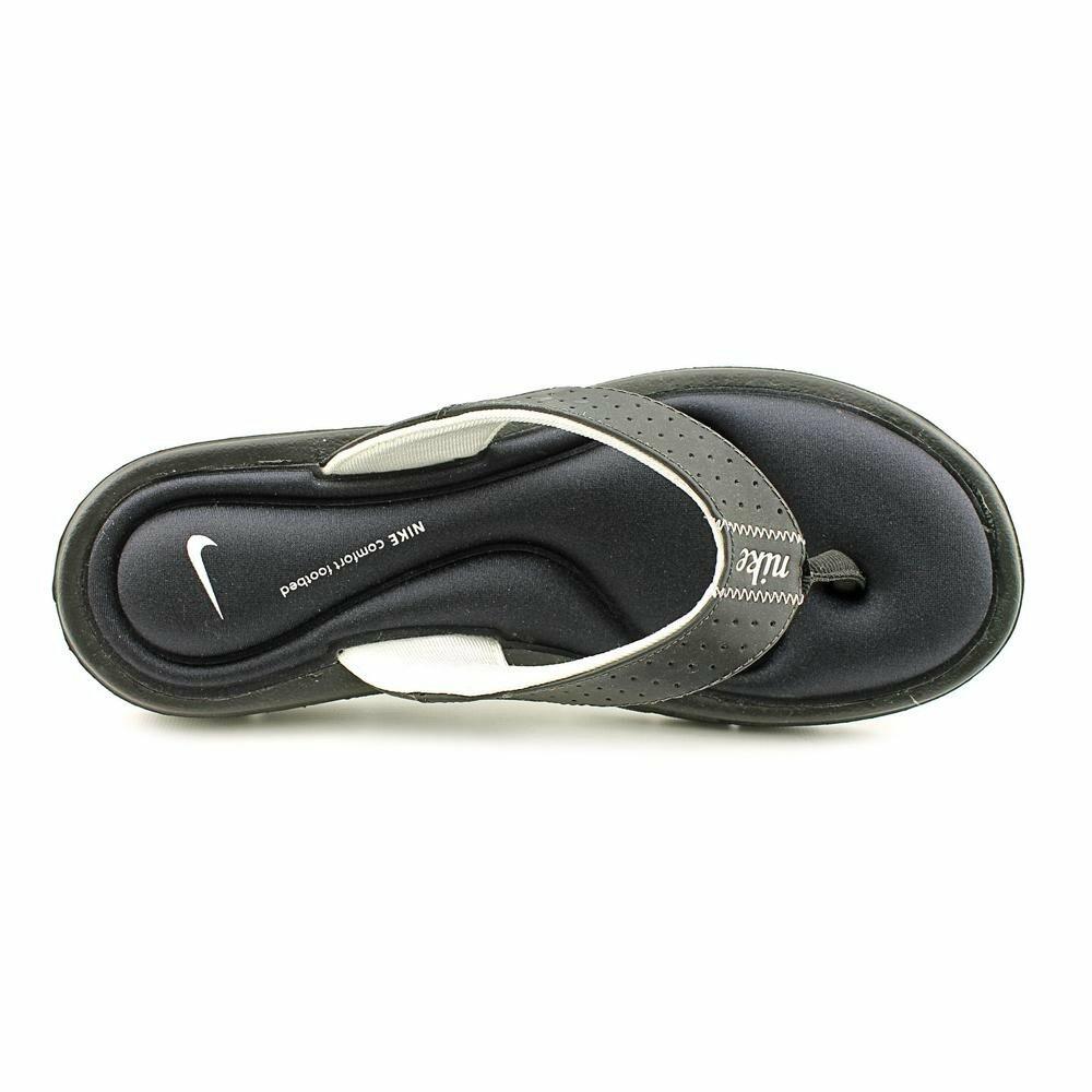 Nike Women's NIKE COMFORT THONG WMNS SANDAL 5 (BLACK/WHITE)