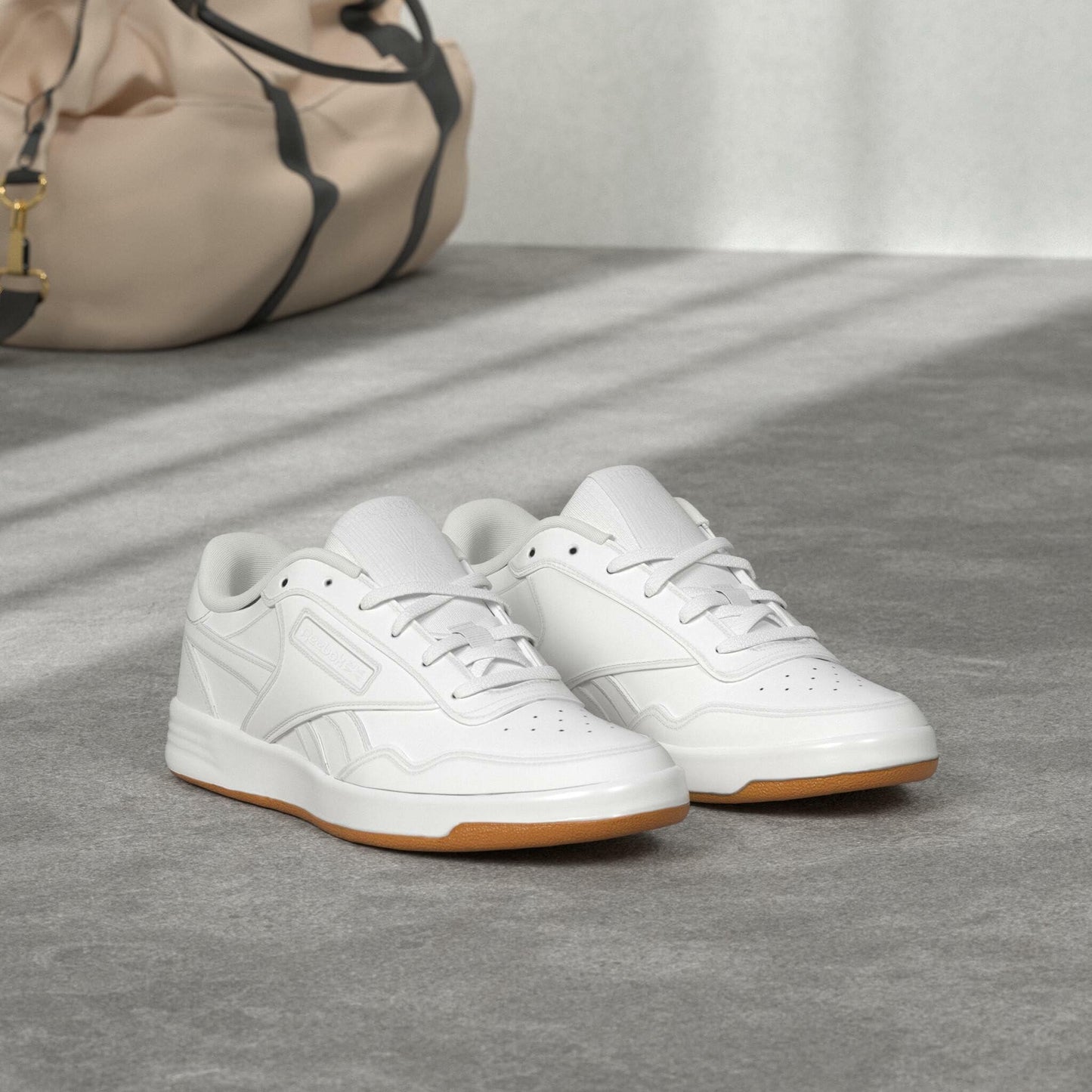 Reebok Women's Club MEMT Casual Sneakers White/White