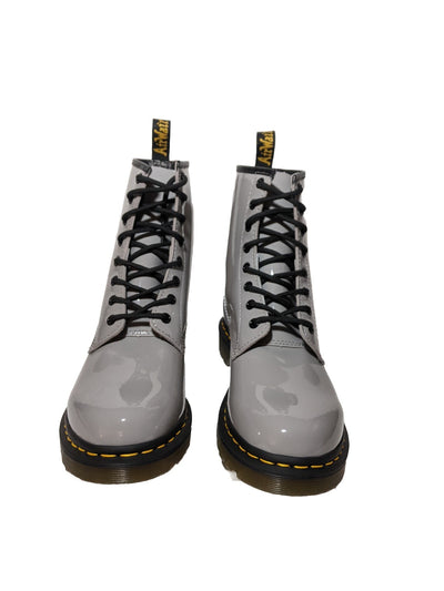 Dr. Martens Women's 1460 W Patent Leather 8 Eye Boot, Zinc Grey, 5